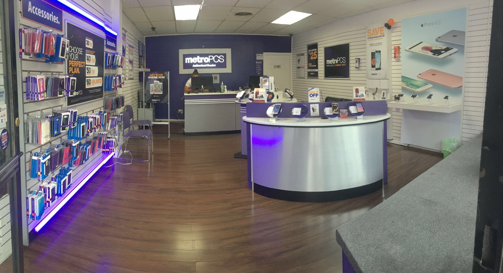 Photo of Authorized MetroPCS Dealer in Bronx City, New York, United States - 4 Picture of Point of interest, Establishment, Store