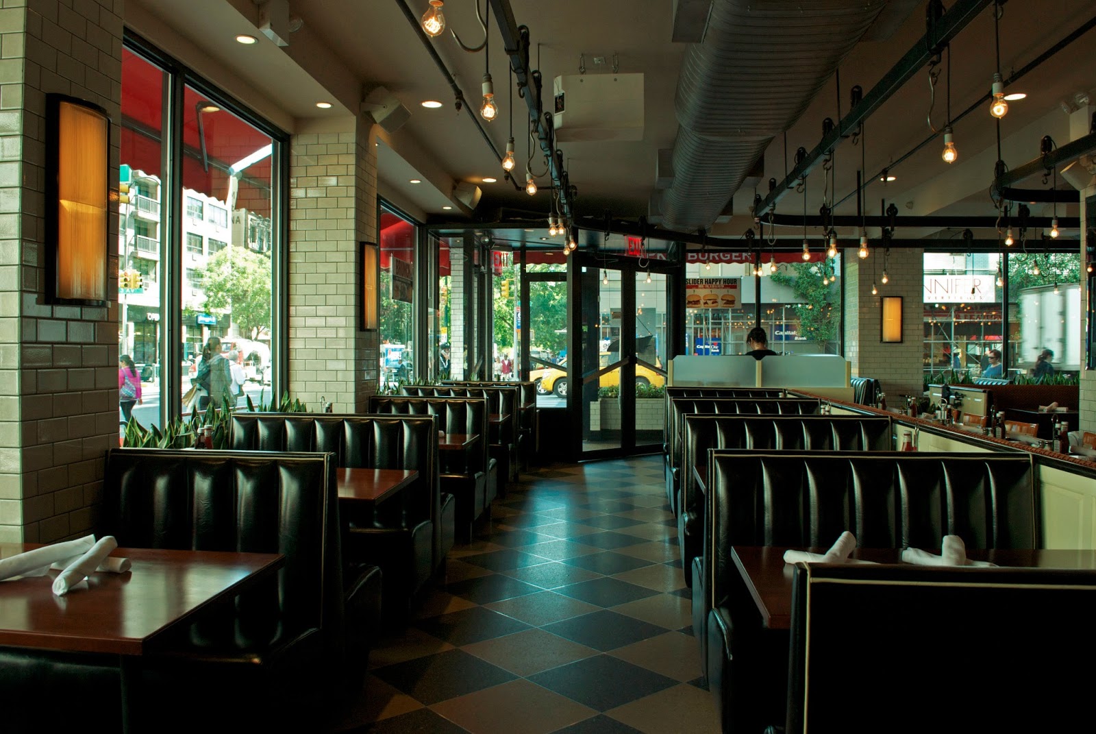 Photo of 5 Napkin Burger in New York City, New York, United States - 1 Picture of Restaurant, Food, Point of interest, Establishment