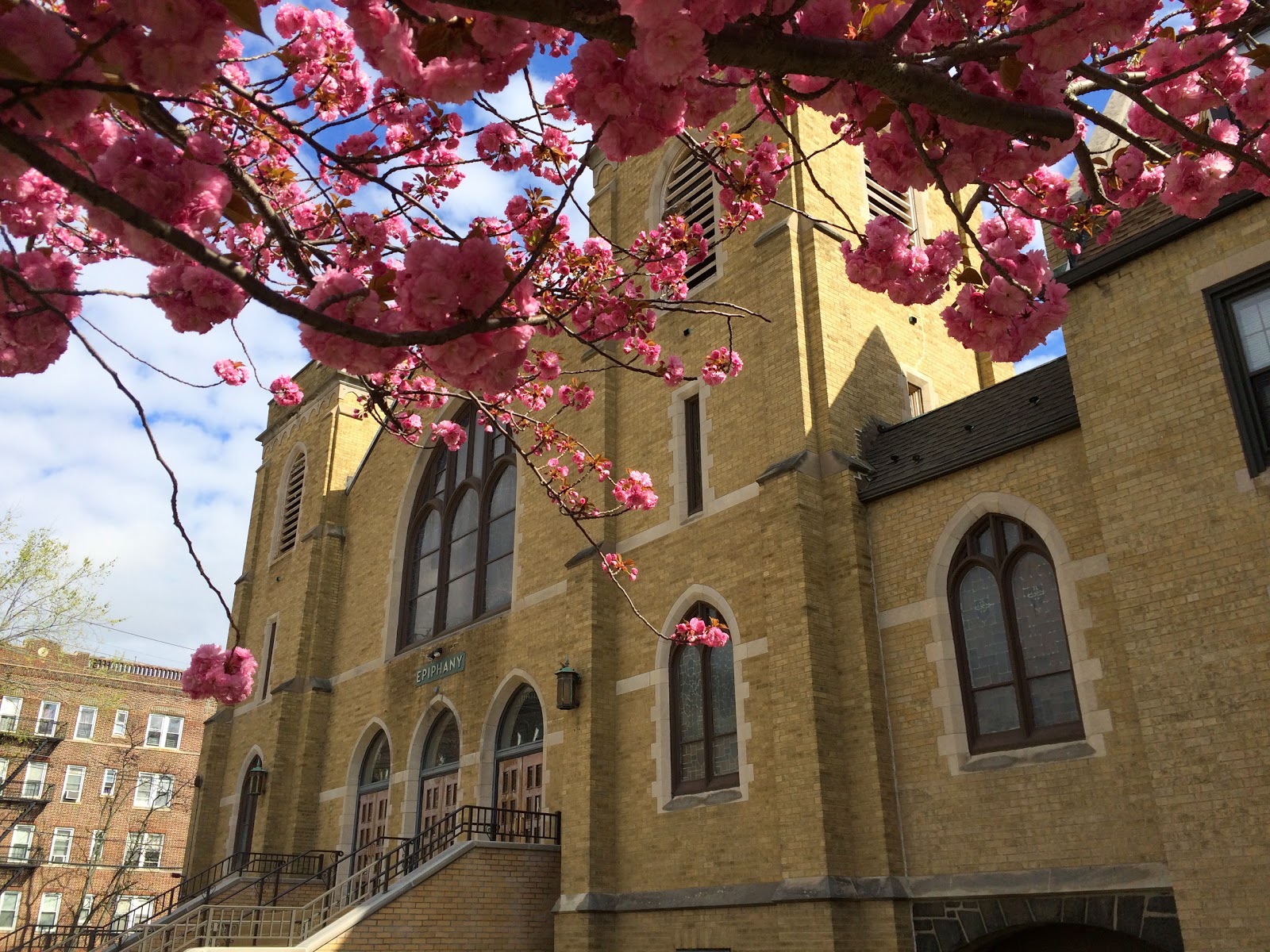 Photo of Church of the Epiphany (Roman Catholic Church) in Cliffside Park City, New Jersey, United States - 9 Picture of Point of interest, Establishment, Church, Place of worship