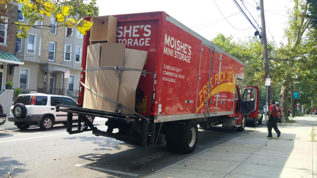 Photo of Moishe's Moving and Storage in Jersey City, New Jersey, United States - 2 Picture of Point of interest, Establishment, Moving company, Storage