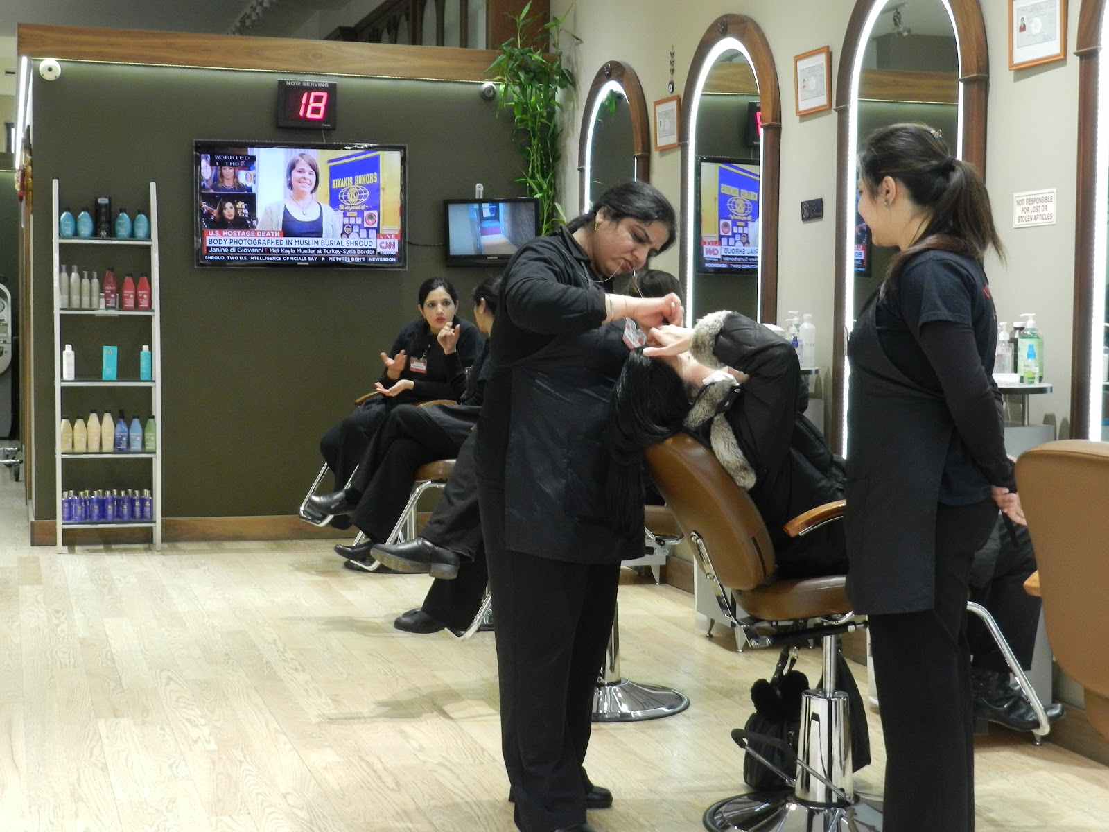 Photo of Unique threading salon in New York City, New York, United States - 5 Picture of Point of interest, Establishment, Beauty salon, Hair care