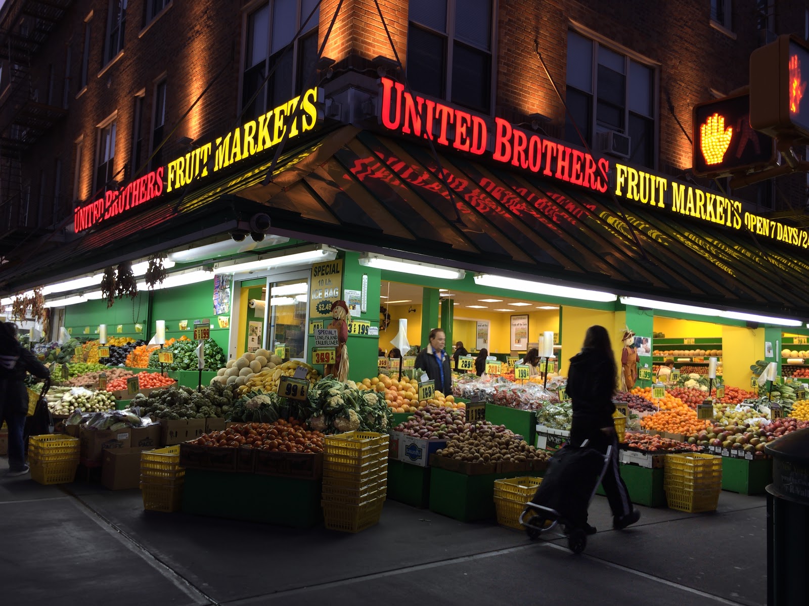 Photo of United Brothers Fruit Markets in Astoria City, New York, United States - 1 Picture of Food, Point of interest, Establishment, Store, Grocery or supermarket