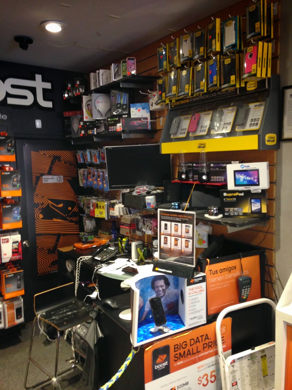 Photo of BOOST MOBILE in Elizabeth City, New Jersey, United States - 8 Picture of Point of interest, Establishment, Store