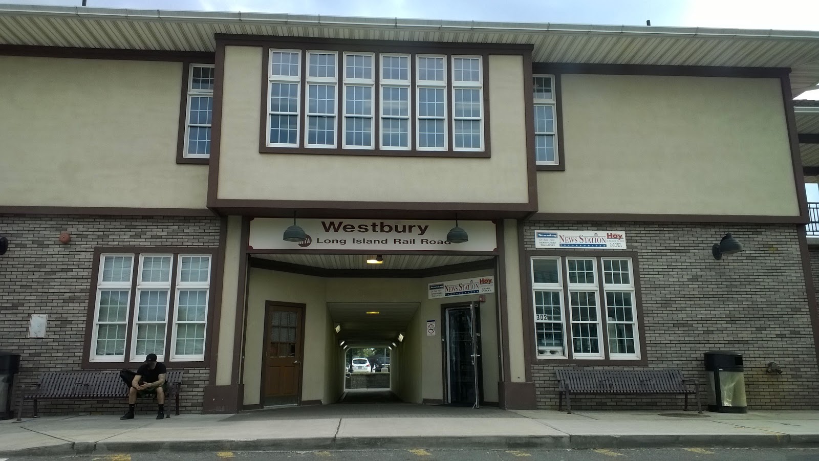 Photo of LIRR WESTBURY STATION in Westbury City, New York, United States - 1 Picture of Point of interest, Establishment