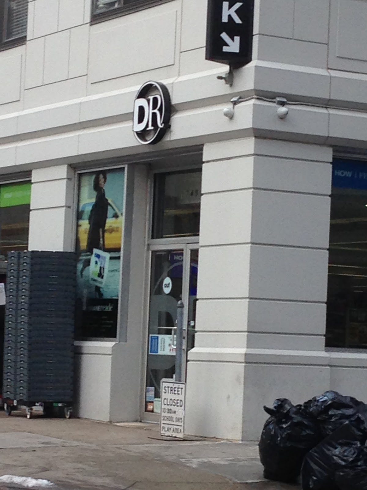 Photo of Duane Reade in New York City, New York, United States - 2 Picture of Food, Point of interest, Establishment, Store, Health, Convenience store, Home goods store, Clothing store, Electronics store