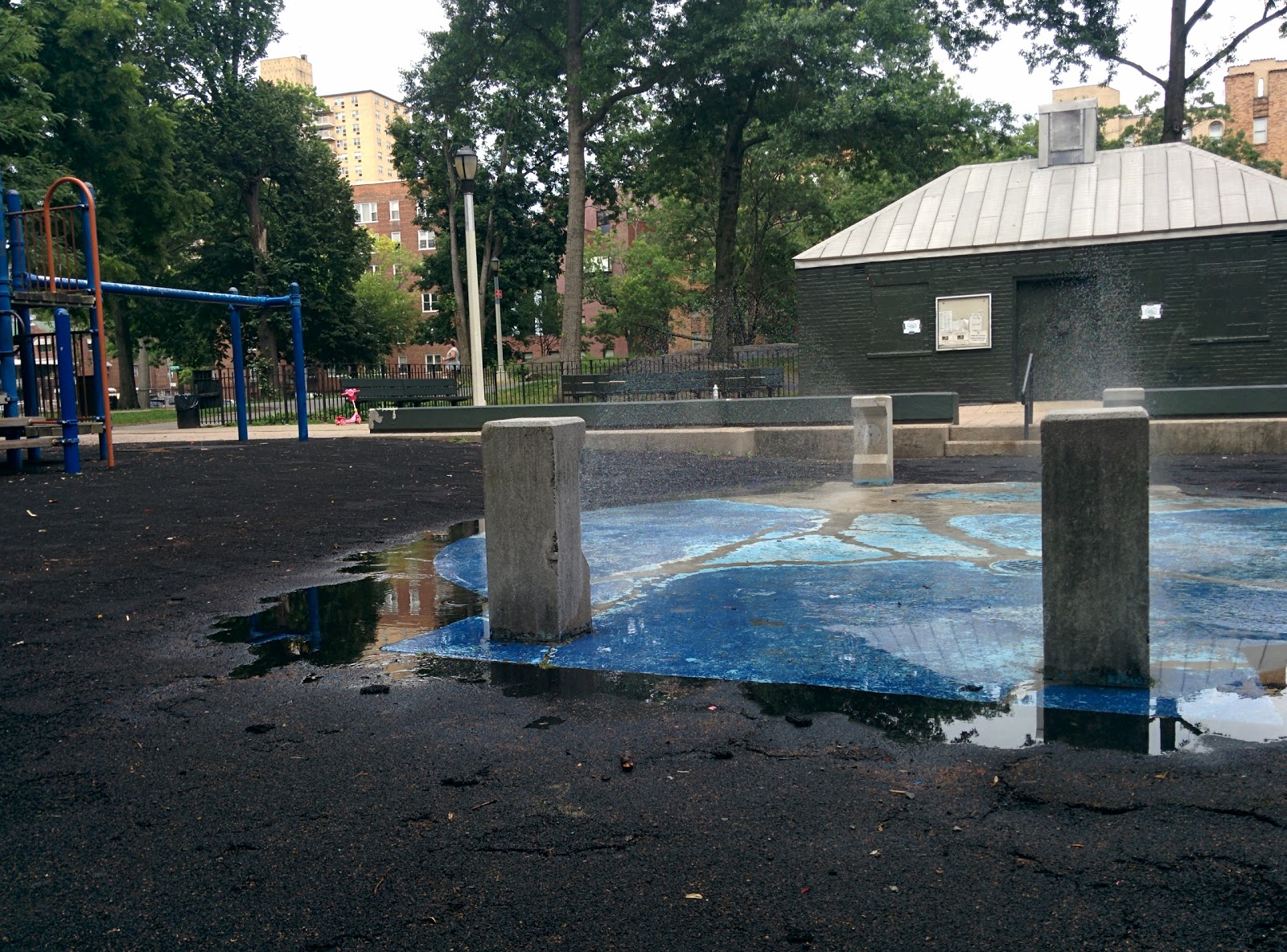 Photo of Waring Playground in Bronx City, New York, United States - 1 Picture of Point of interest, Establishment