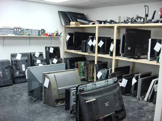 Photo of J.R. TV - Computer Repair Center in Clifton City, New Jersey, United States - 5 Picture of Point of interest, Establishment, Store, Car repair