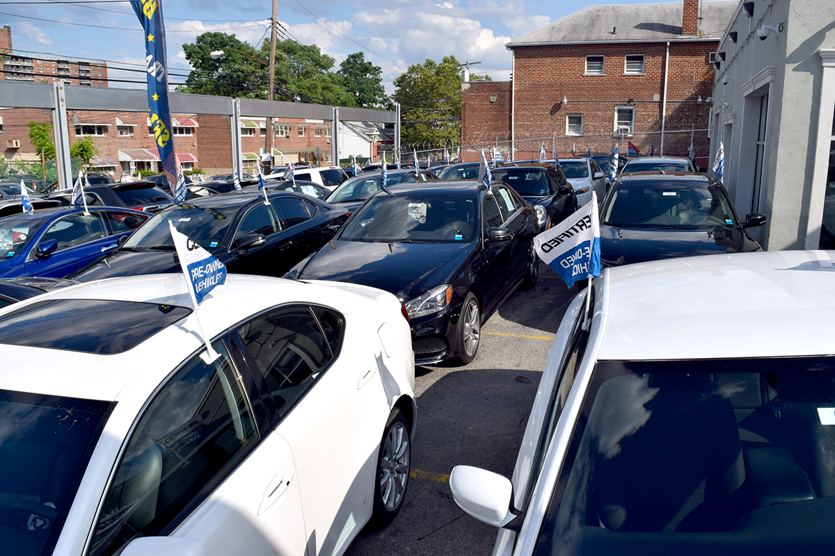 Photo of Bronx Auto Sales in Bronx City, New York, United States - 5 Picture of Point of interest, Establishment, Car dealer, Store