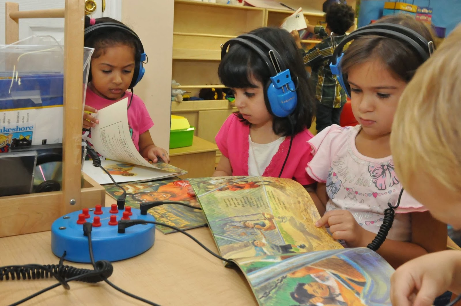 Photo of Sholom Daycare, Kew Gardens Pre-School in Queens City, New York, United States - 2 Picture of Point of interest, Establishment, School