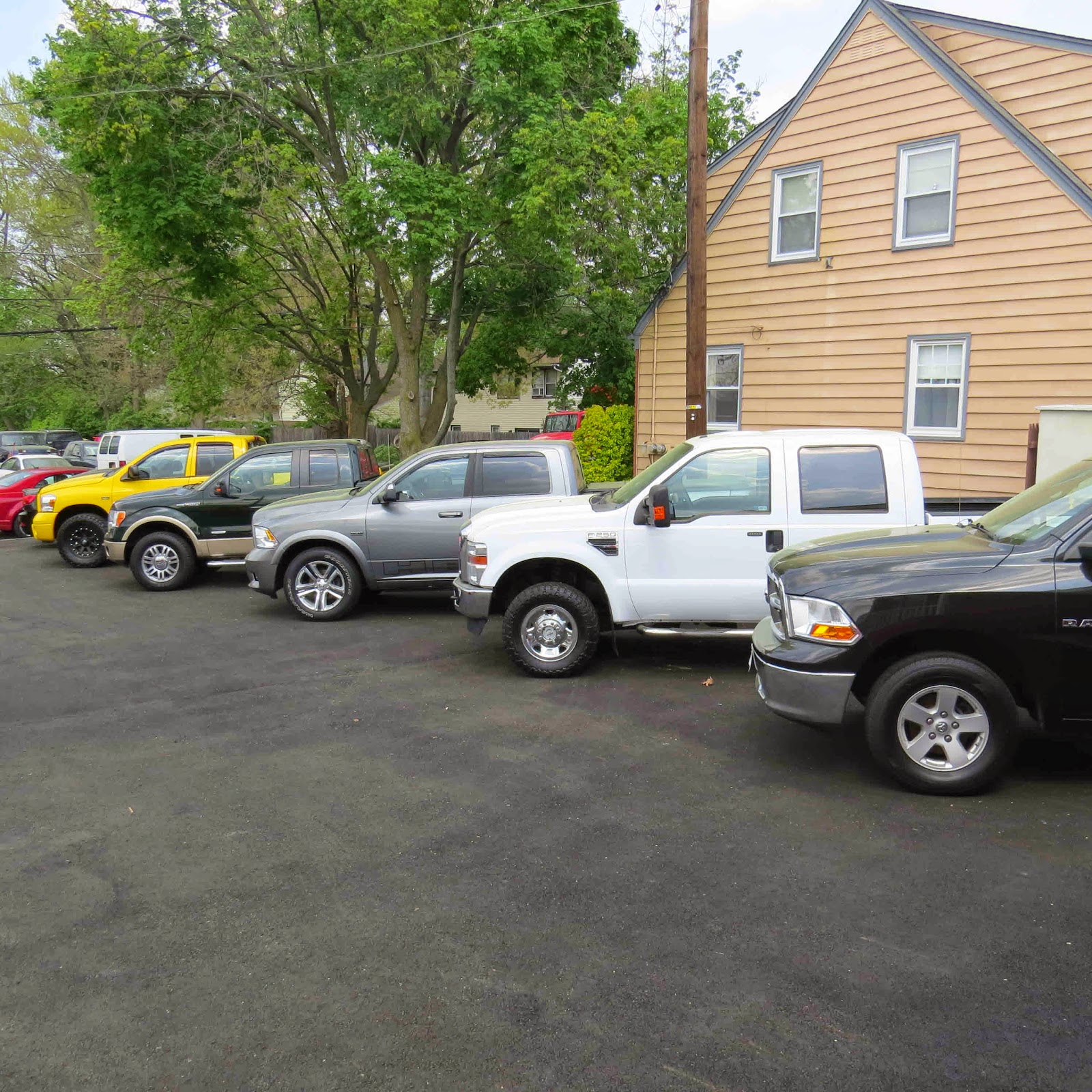 Photo of Bergenfield Auto Mall in Bergenfield City, New Jersey, United States - 8 Picture of Point of interest, Establishment, Car dealer, Store