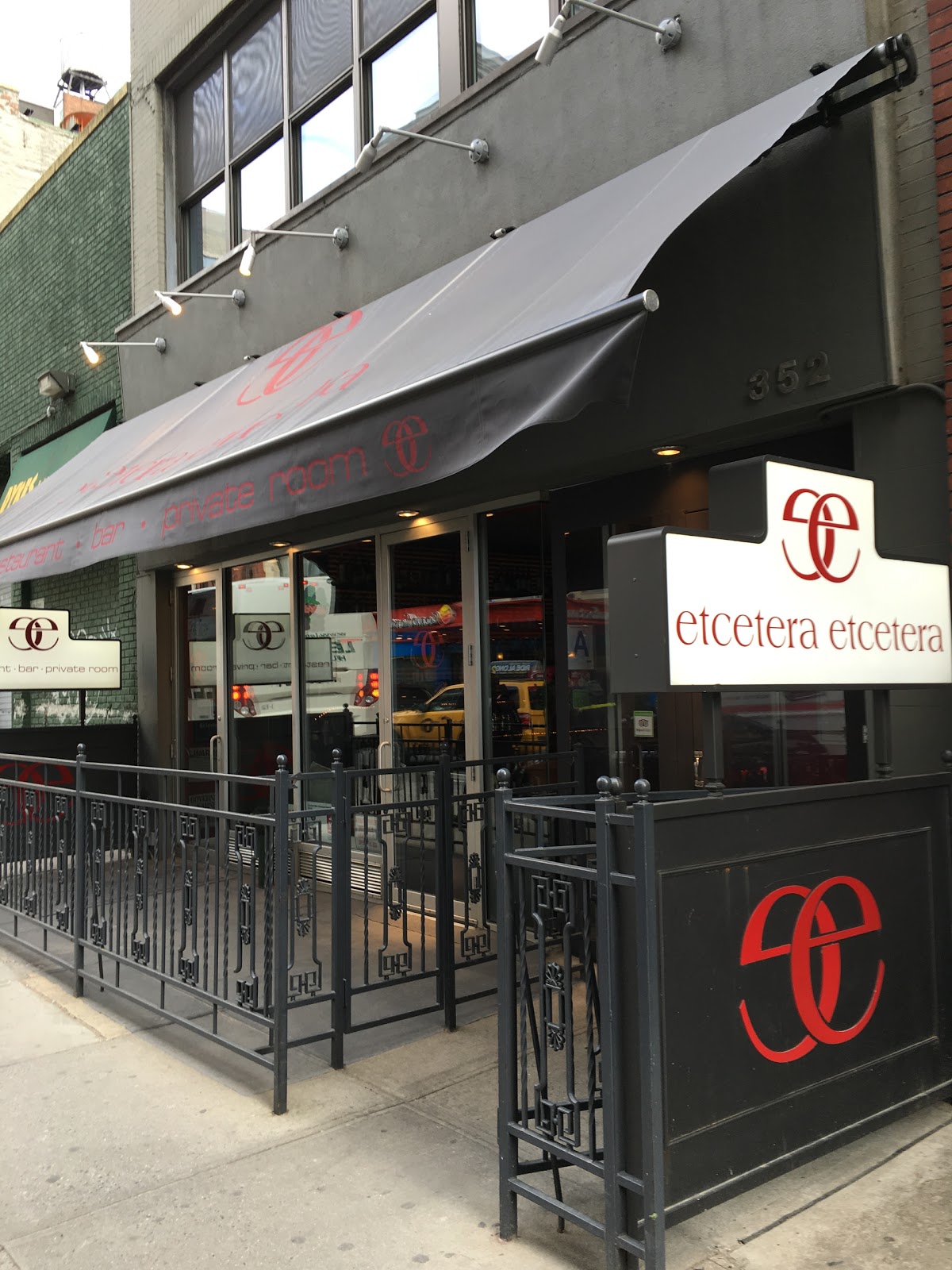 Photo of Etcetera Etcetera in New York City, New York, United States - 3 Picture of Restaurant, Food, Point of interest, Establishment