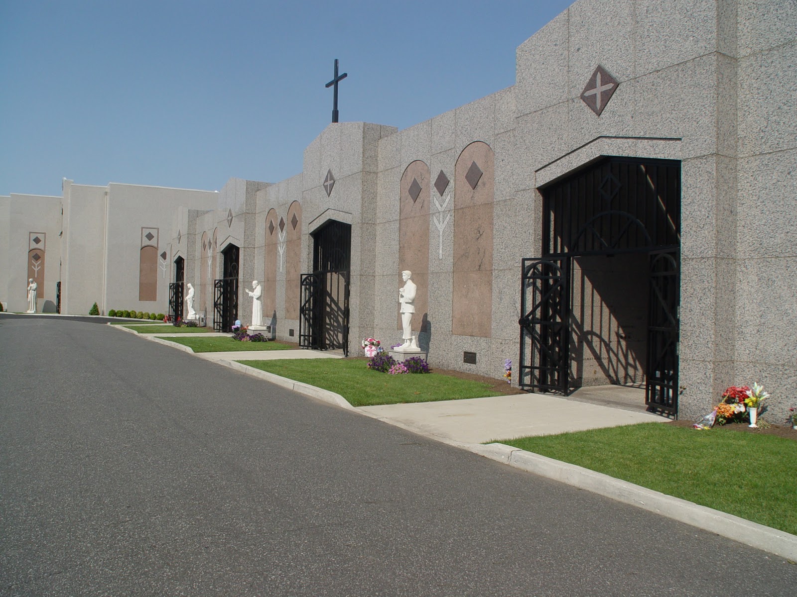 Photo of Holy Name Cemetery & Mausoleum in Jersey City, New Jersey, United States - 5 Picture of Point of interest, Establishment, Cemetery