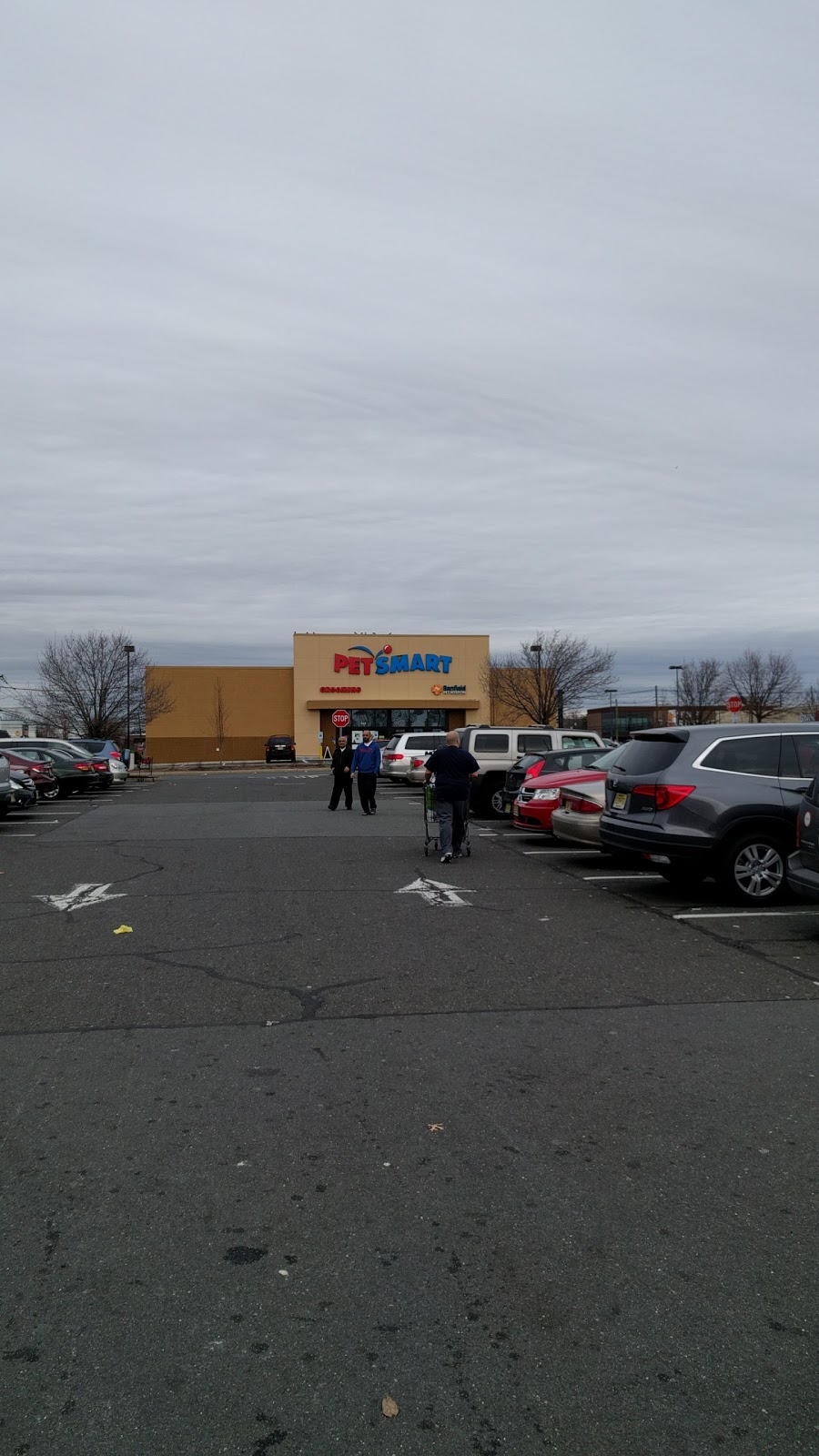 Photo of PetSmart Union in Union City, New Jersey, United States - 1 Picture of Point of interest, Establishment, Store, Veterinary care