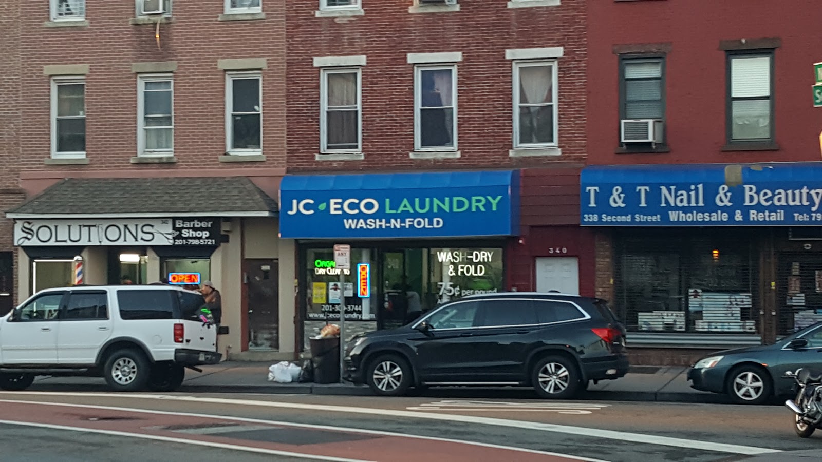 Photo of JC ECO LAUNDRY in Jersey City, New Jersey, United States - 1 Picture of Point of interest, Establishment, Laundry