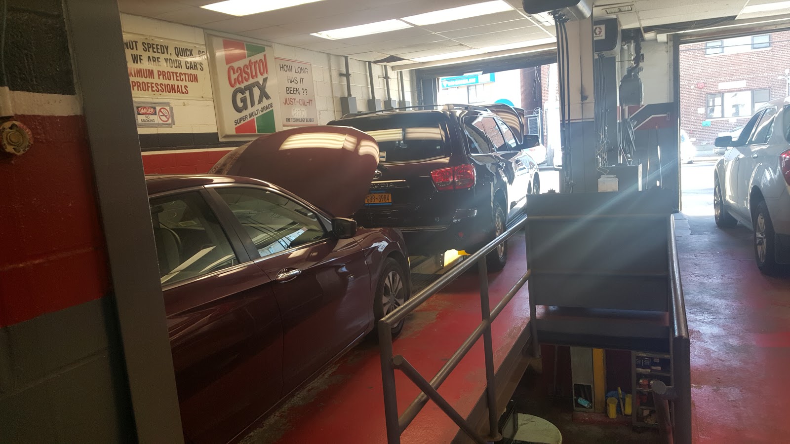 Photo of Franks Express Oil Change in Bronx City, New York, United States - 2 Picture of Point of interest, Establishment, Car repair