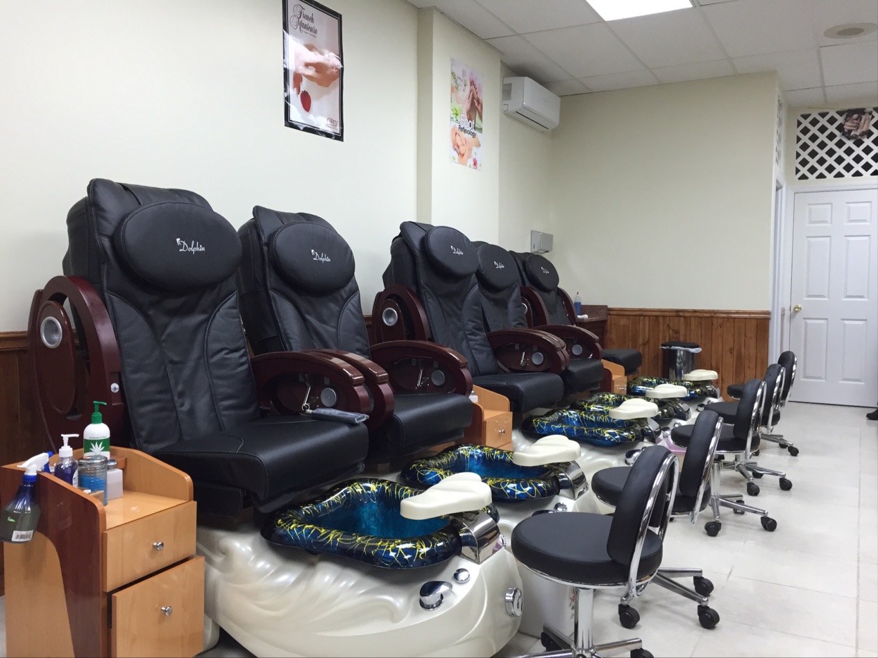 Photo of U&I Nail Spa Astoria in Queens City, New York, United States - 2 Picture of Point of interest, Establishment, Beauty salon, Hair care