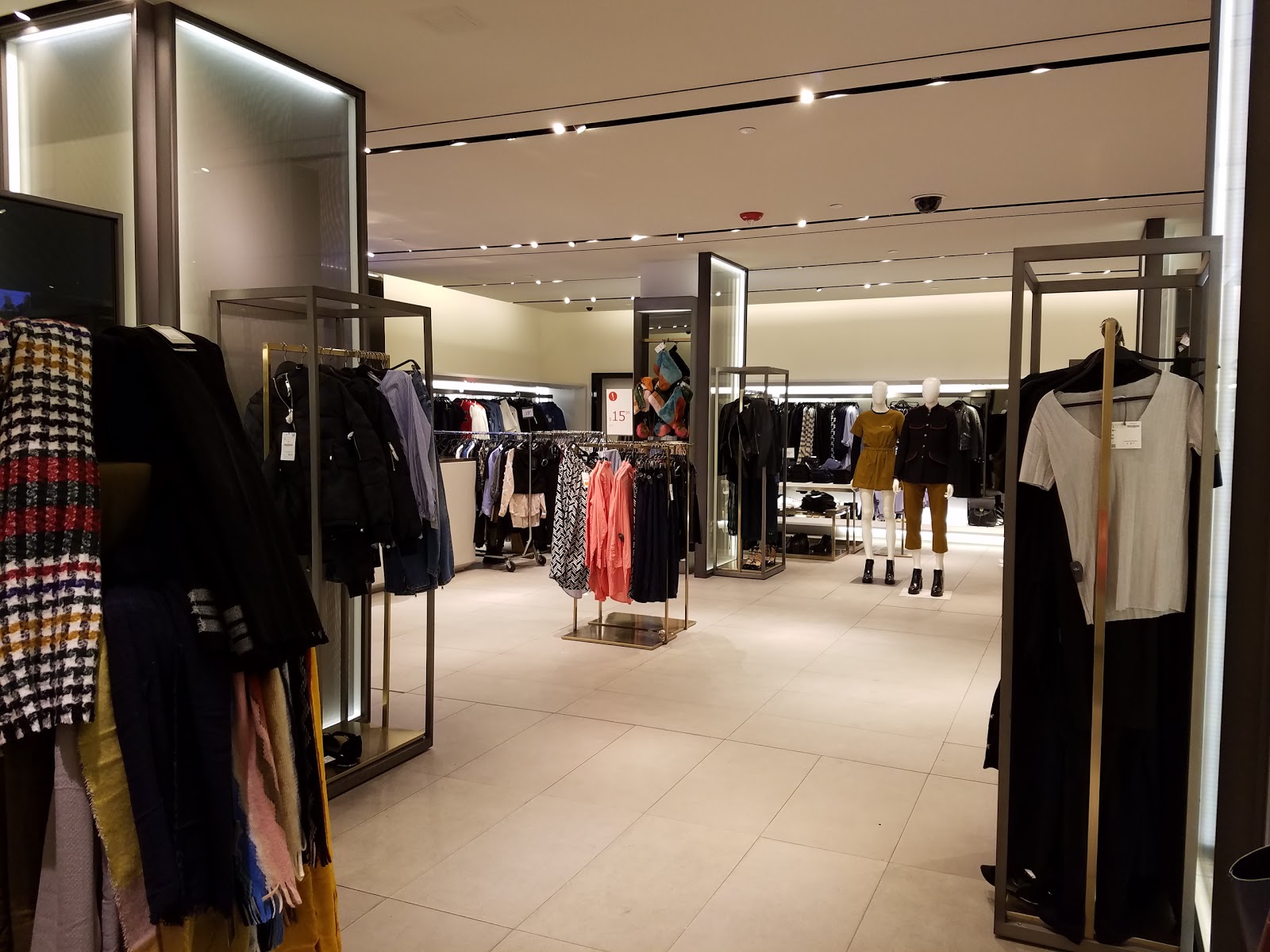 Photo of Zara in New York City, New York, United States - 2 Picture of Point of interest, Establishment, Store, Clothing store