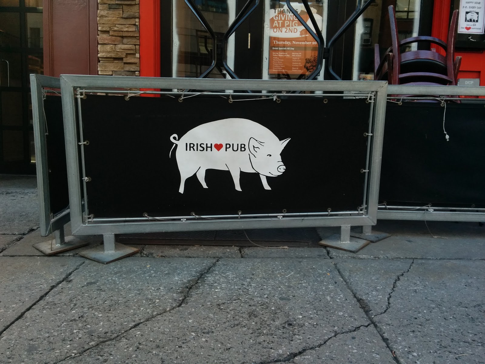 Photo of Pig N Whistle in New York City, New York, United States - 4 Picture of Restaurant, Food, Point of interest, Establishment, Bar