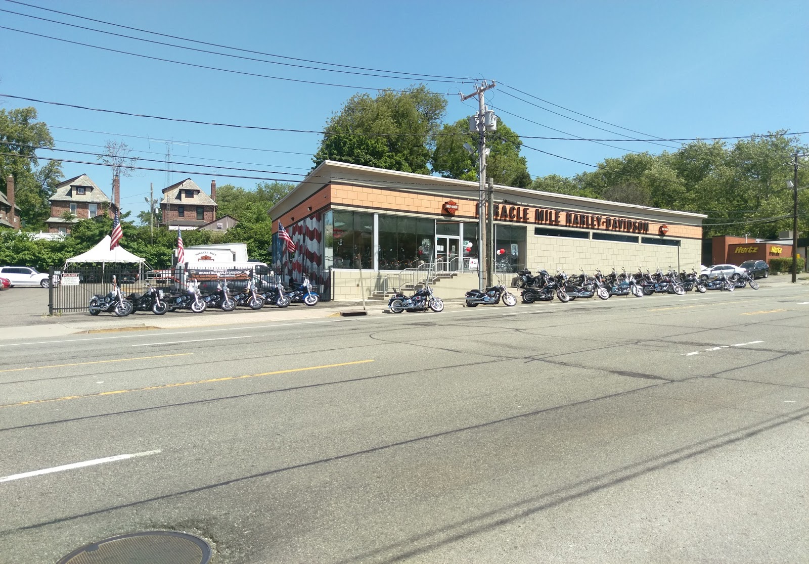 Photo of Miracle Mile Harley-Davidson in Great Neck City, New York, United States - 6 Picture of Point of interest, Establishment, Store