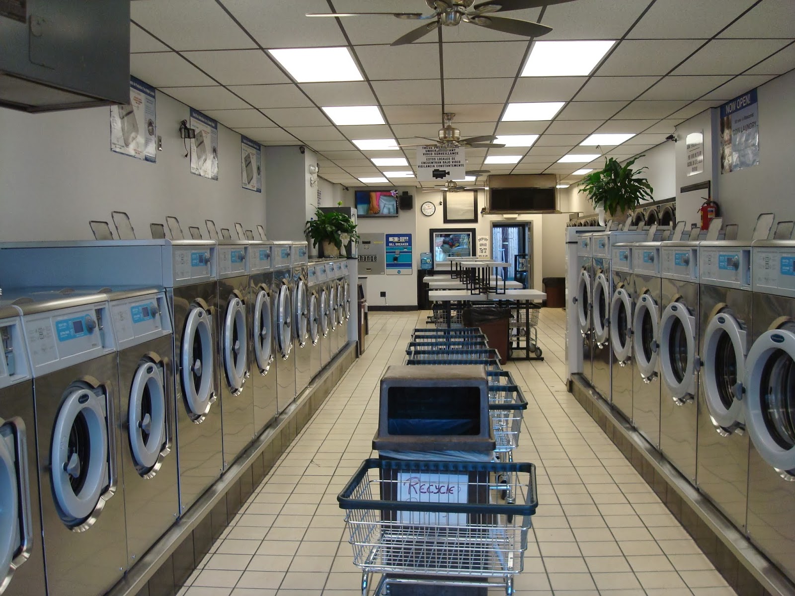 Photo of Best Laundromat in Jersey City, New Jersey, United States - 2 Picture of Point of interest, Establishment, Laundry