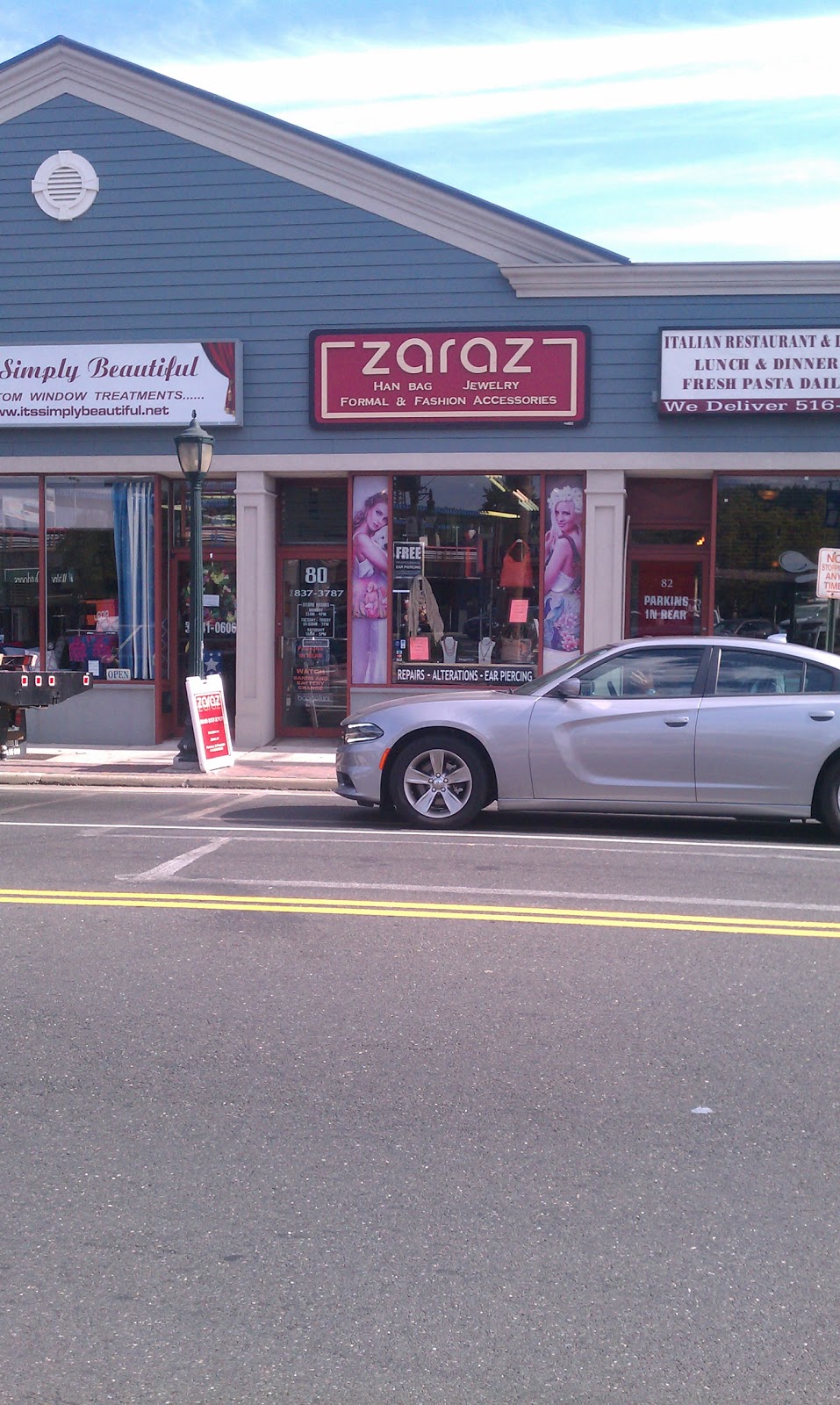 Photo of Zaraz Collection - Jewelry Handbags Scarves Accessories Ear Piercing Alterations in Lynbrook City, New York, United States - 1 Picture of Point of interest, Establishment, Store, Jewelry store