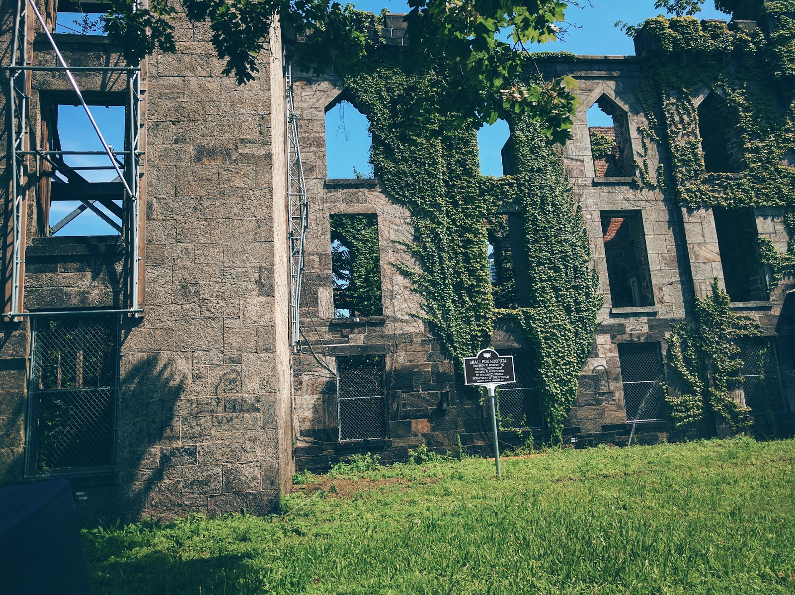 Photo of Smallpox Memorial Hospital in New York City, New York, United States - 6 Picture of Point of interest, Establishment, Hospital