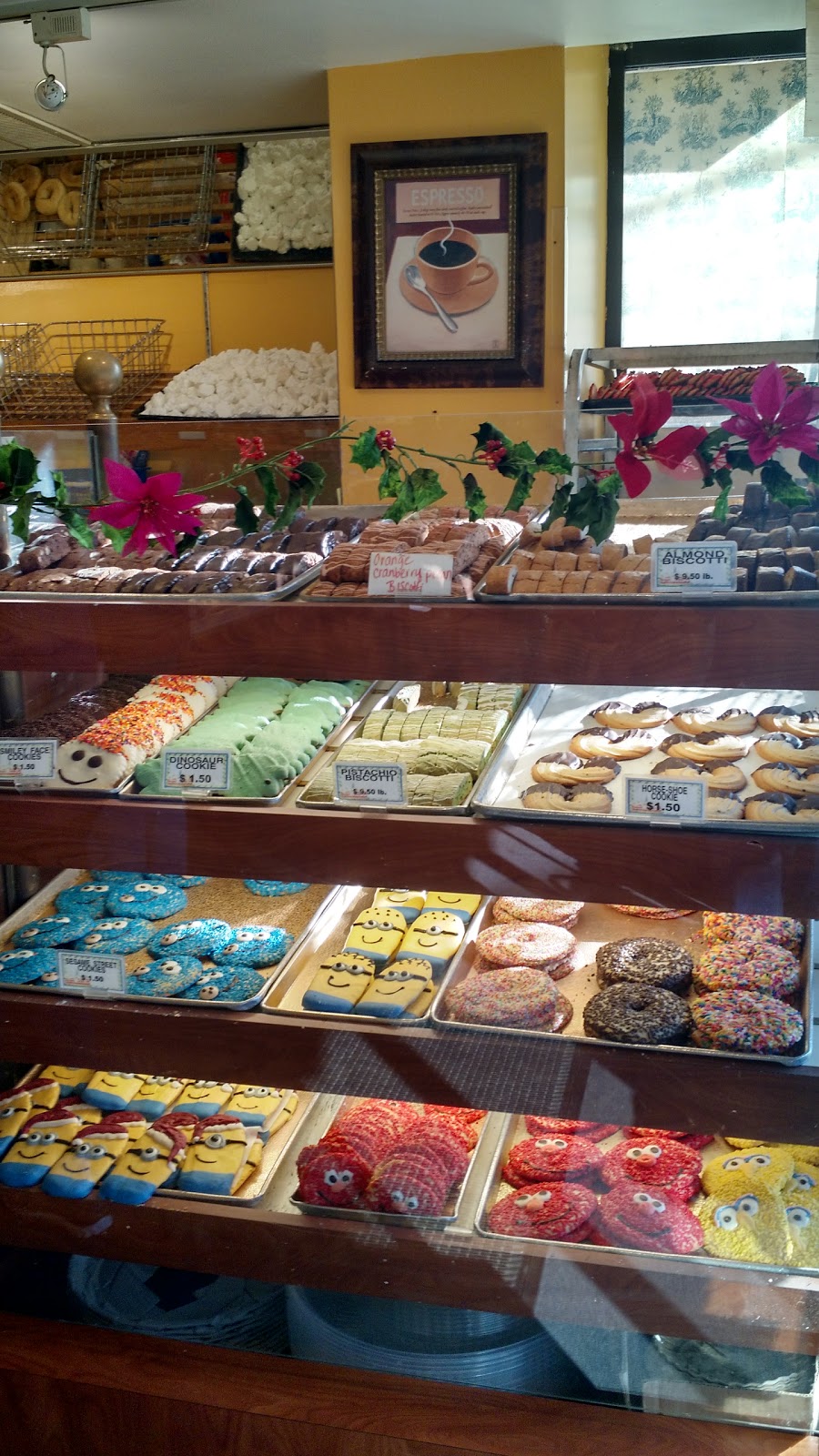 Photo of Pinho's Bakery in Roselle City, New Jersey, United States - 8 Picture of Food, Point of interest, Establishment, Store, Bakery