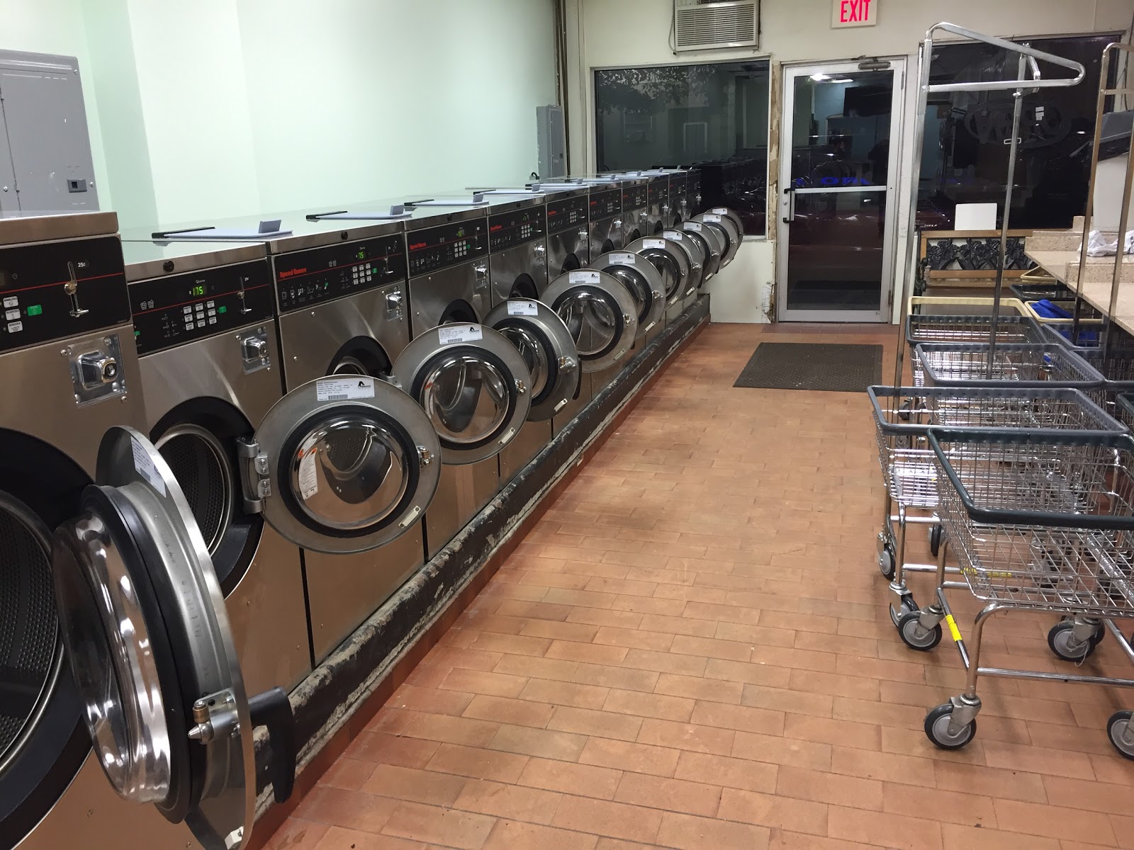 Photo of Econo Wash in North Bergen City, New Jersey, United States - 2 Picture of Point of interest, Establishment, Laundry
