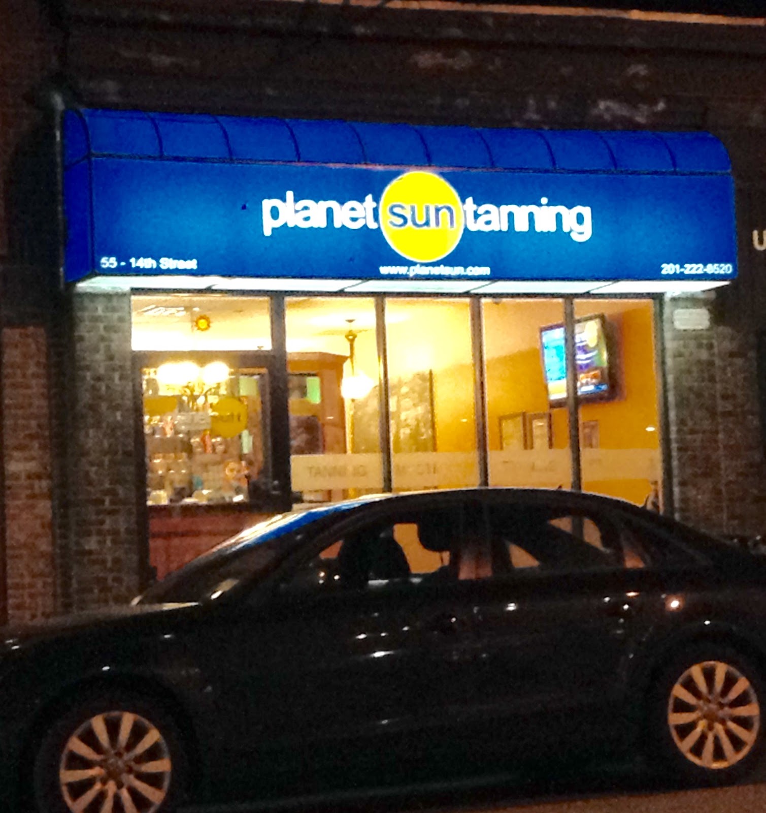 Photo of Planet Sun Tanning Salon in Hoboken City, New Jersey, United States - 2 Picture of Point of interest, Establishment