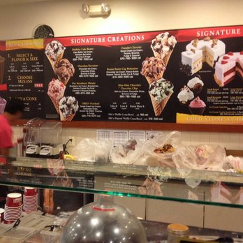 Photo of Cold Stone Creamery in Flushing City, New York, United States - 5 Picture of Restaurant, Food, Point of interest, Establishment, Store, Bakery