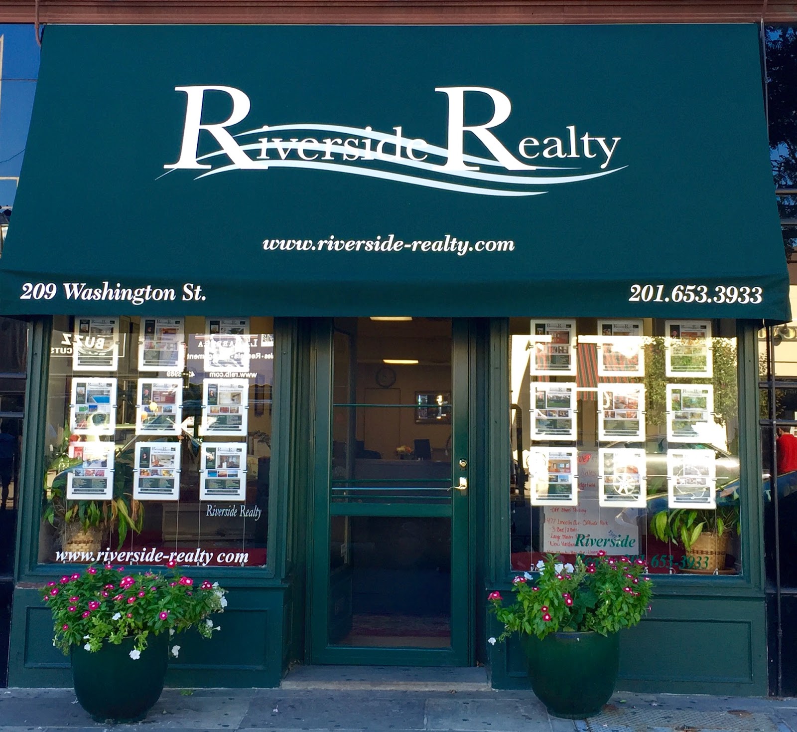 Photo of Riverside Realty in Hoboken City, New Jersey, United States - 1 Picture of Point of interest, Establishment, Real estate agency