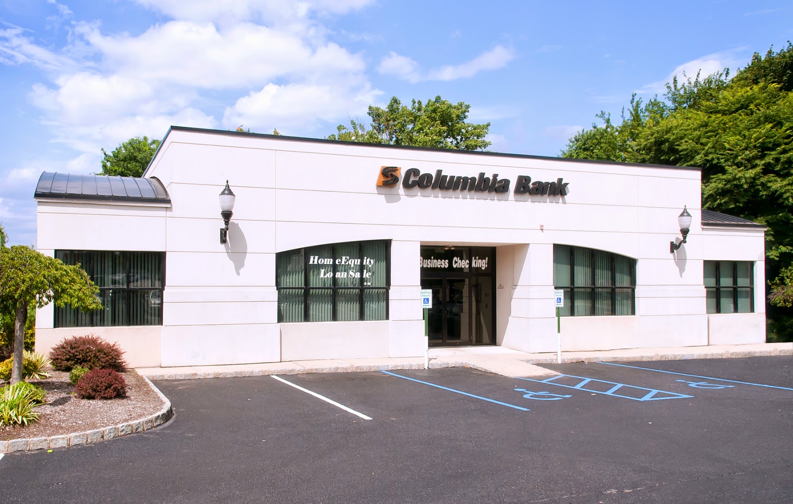 Photo of Columbia Bank in Saddle Brook City, New Jersey, United States - 1 Picture of Point of interest, Establishment, Finance, Atm, Bank