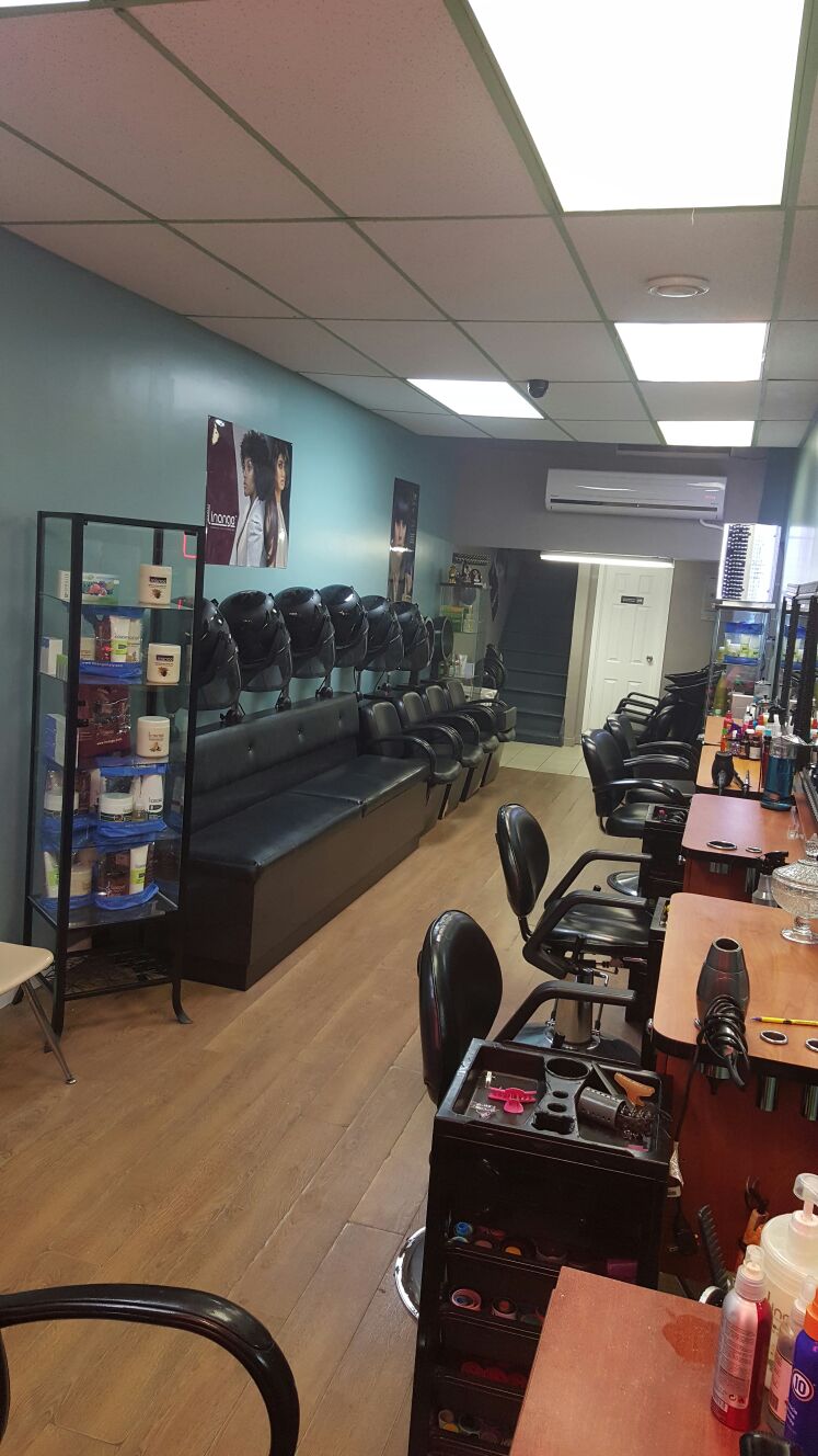 Photo of La Negra Beauty Salon in Bronx City, New York, United States - 1 Picture of Point of interest, Establishment, Hair care