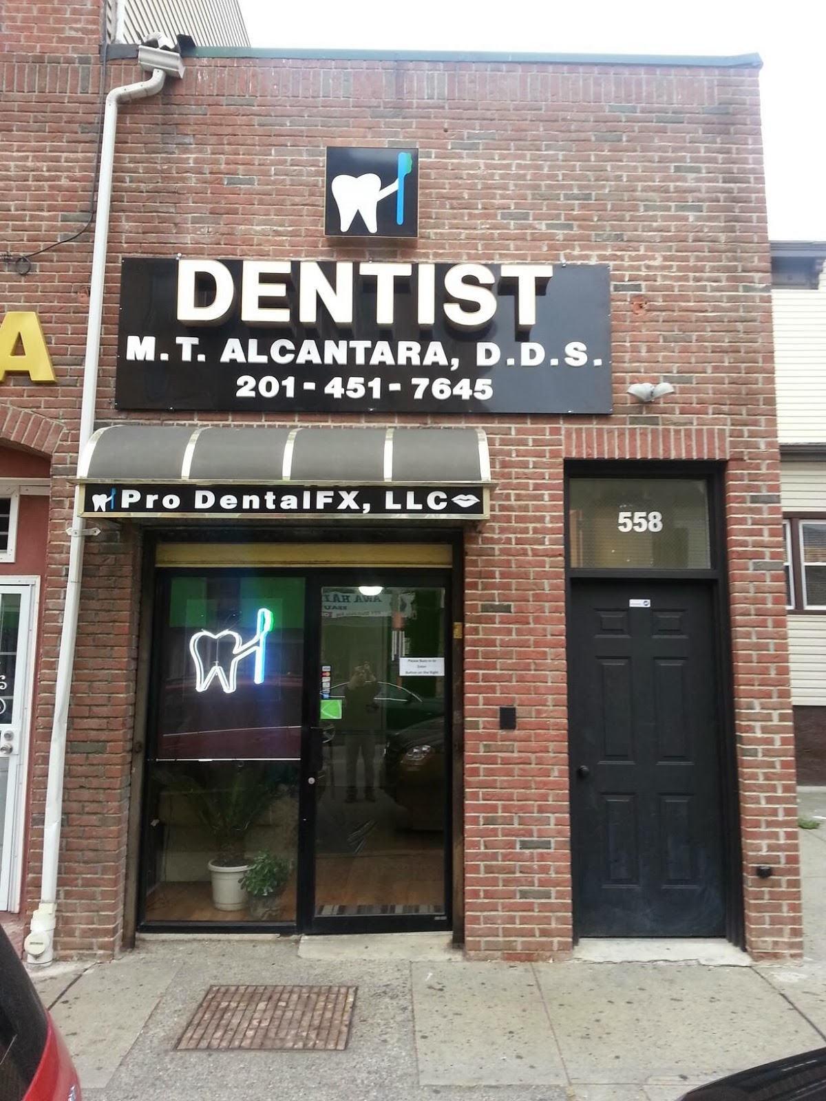 Photo of ProDentalFX, LLC in Jersey City, New Jersey, United States - 2 Picture of Point of interest, Establishment, Health, Dentist