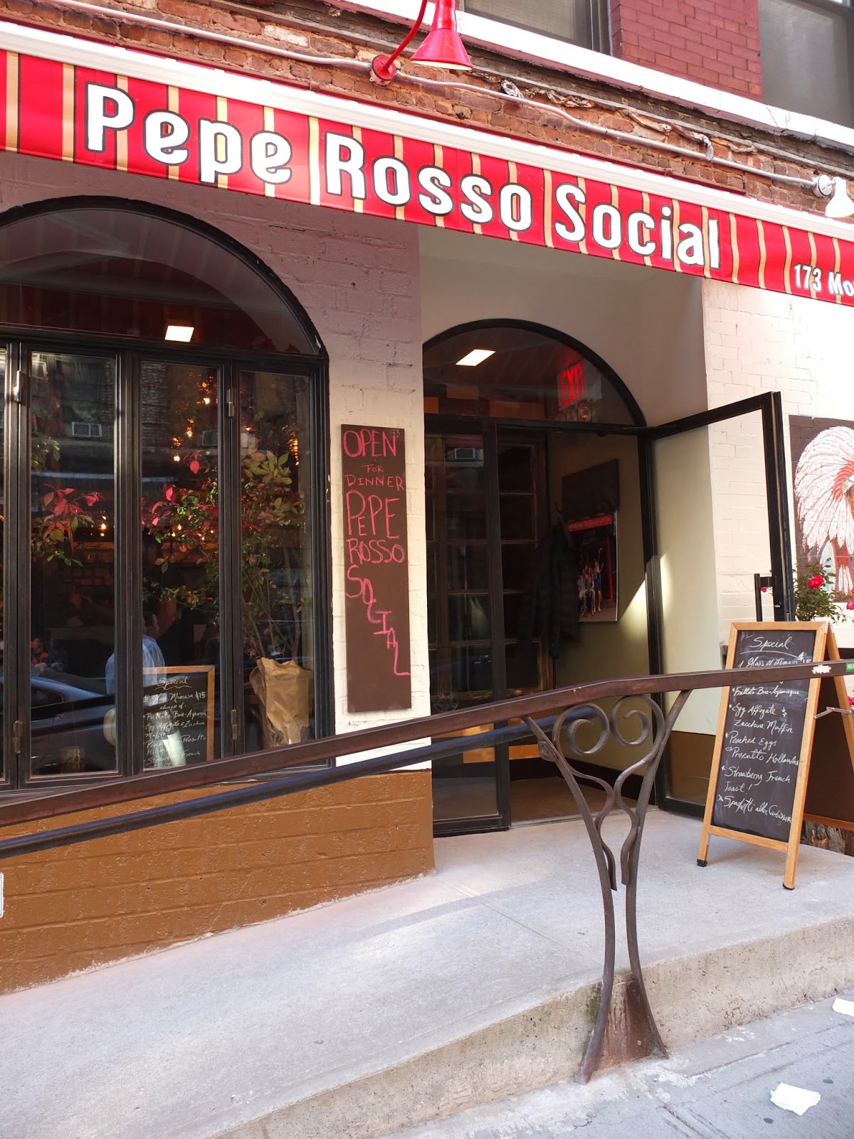 Photo of Pepe Rosso Social in New York City, New York, United States - 7 Picture of Restaurant, Food, Point of interest, Establishment