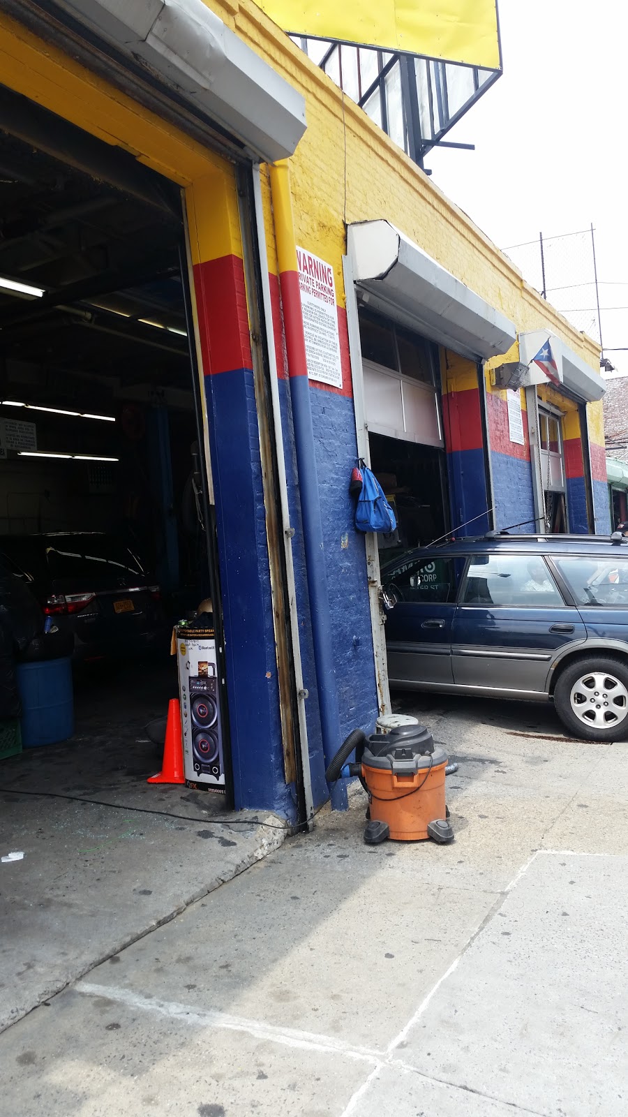 Photo of Any Auto Glass in Bronx City, New York, United States - 1 Picture of Point of interest, Establishment, Car repair