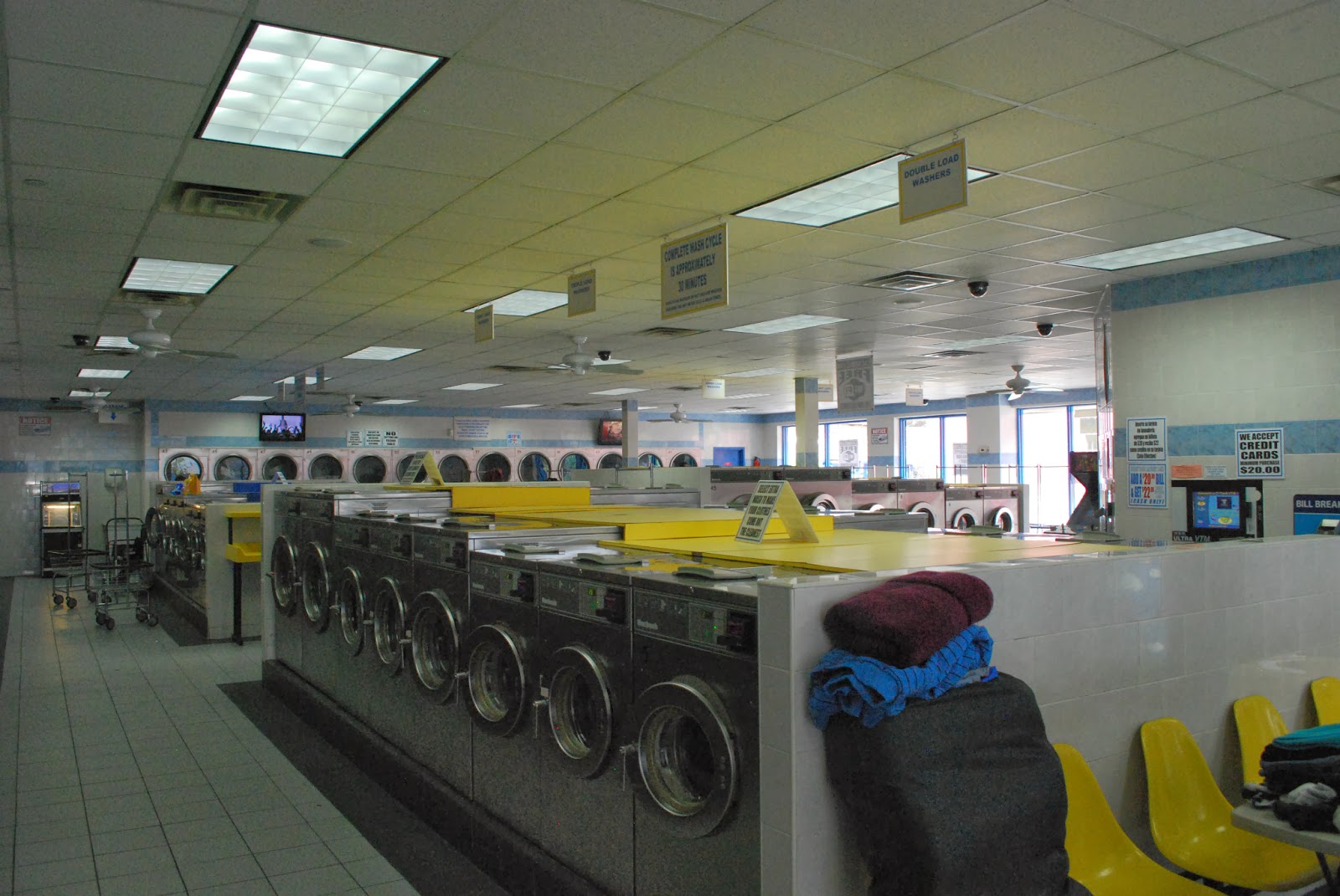 Photo of Laundryland in Queens City, New York, United States - 3 Picture of Point of interest, Establishment, Laundry