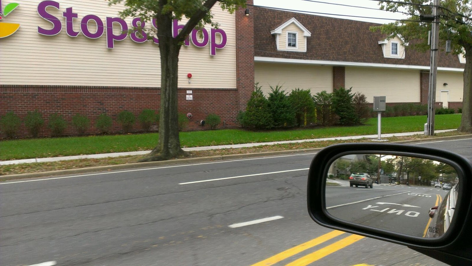 Photo of Super Stop & Shop in Oceanside City, New York, United States - 1 Picture of Food, Point of interest, Establishment, Store, Grocery or supermarket