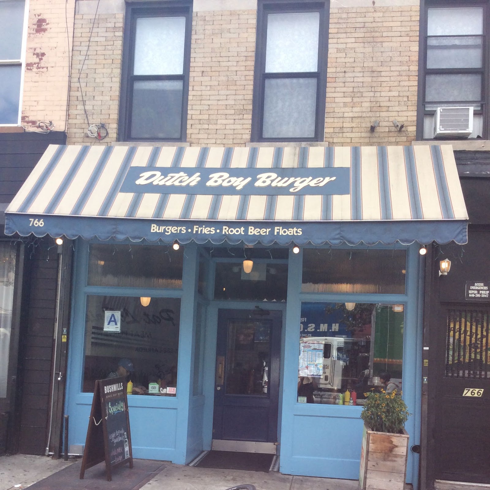 Photo of Dutch Boy Burger in Brooklyn City, New York, United States - 1 Picture of Restaurant, Food, Point of interest, Establishment