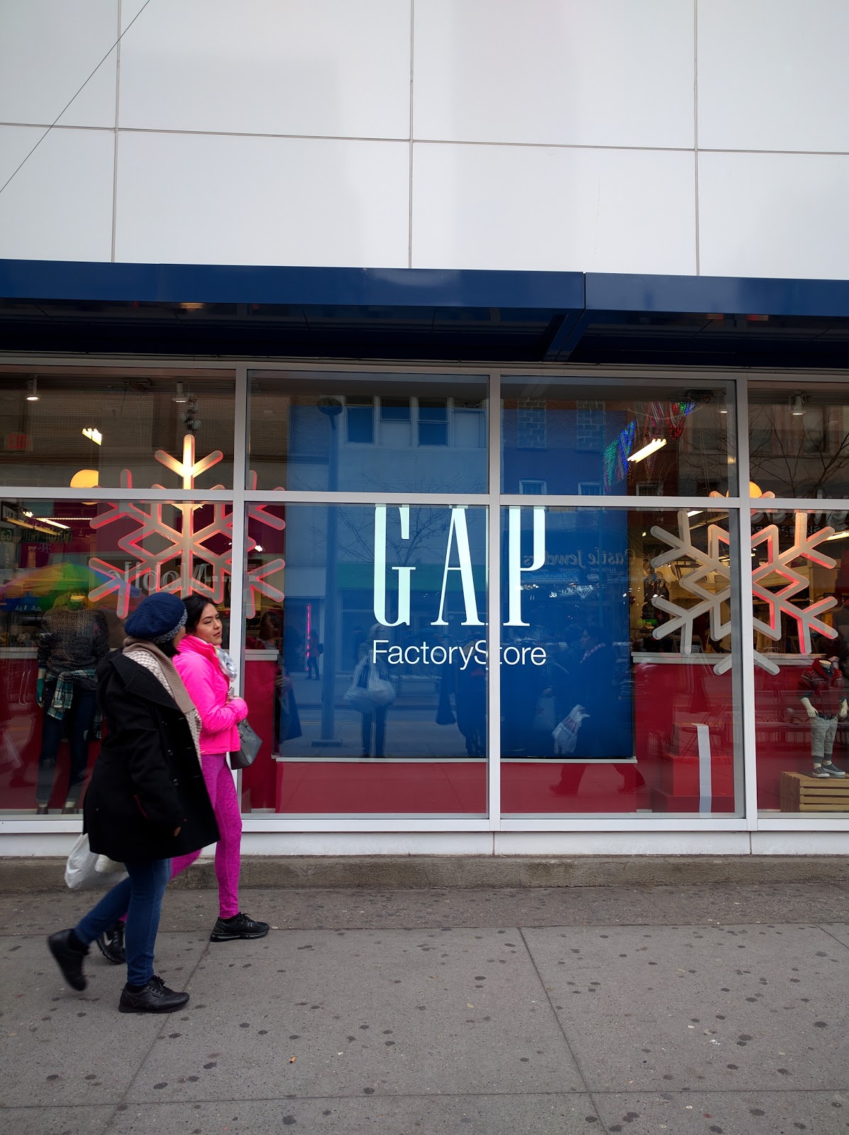 Photo of Gap Factory Store in Brooklyn City, New York, United States - 10 Picture of Point of interest, Establishment, Store, Clothing store