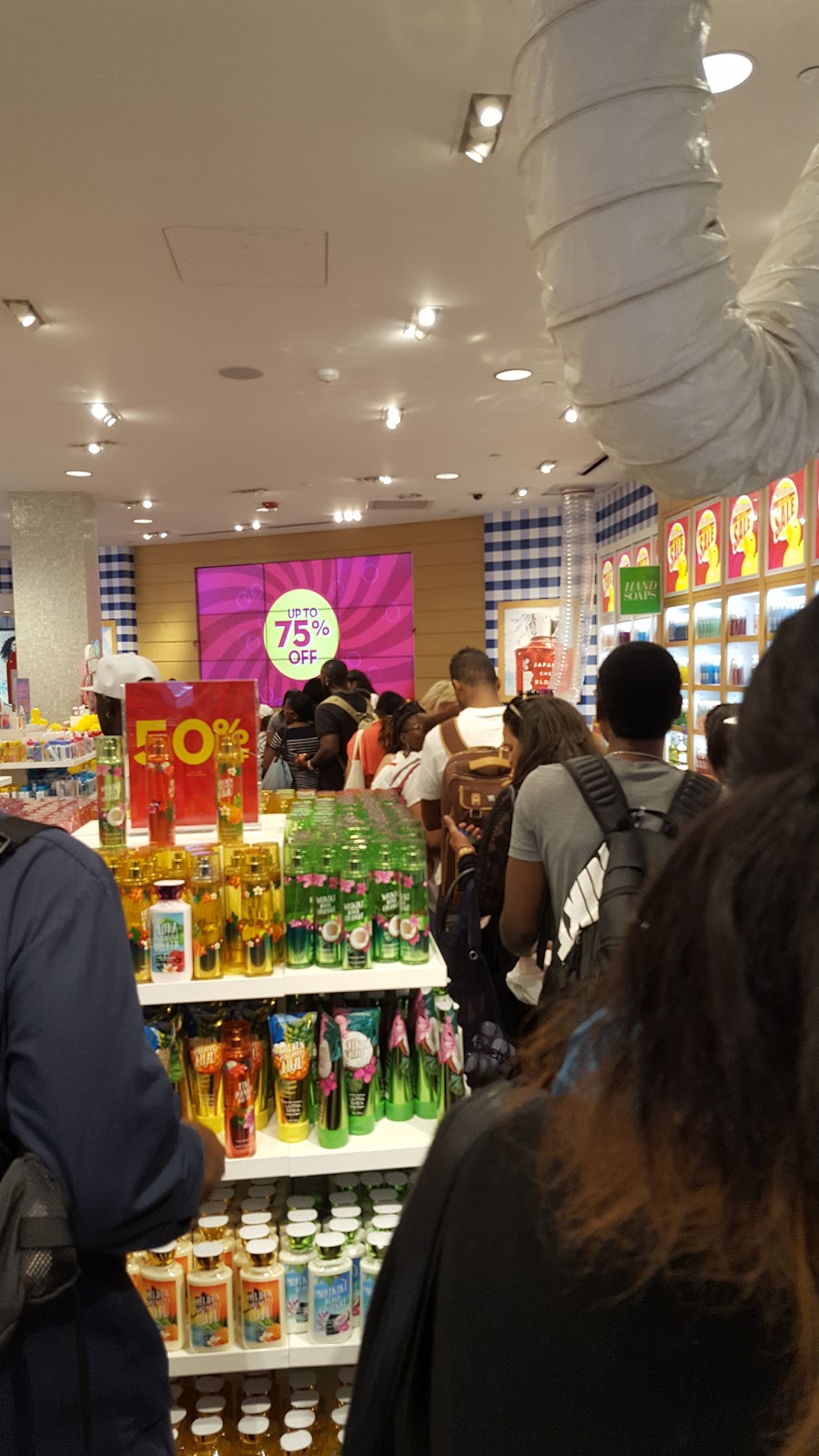 Photo of Bath & Body Works in Brooklyn City, New York, United States - 2 Picture of Point of interest, Establishment, Store, Home goods store, Clothing store