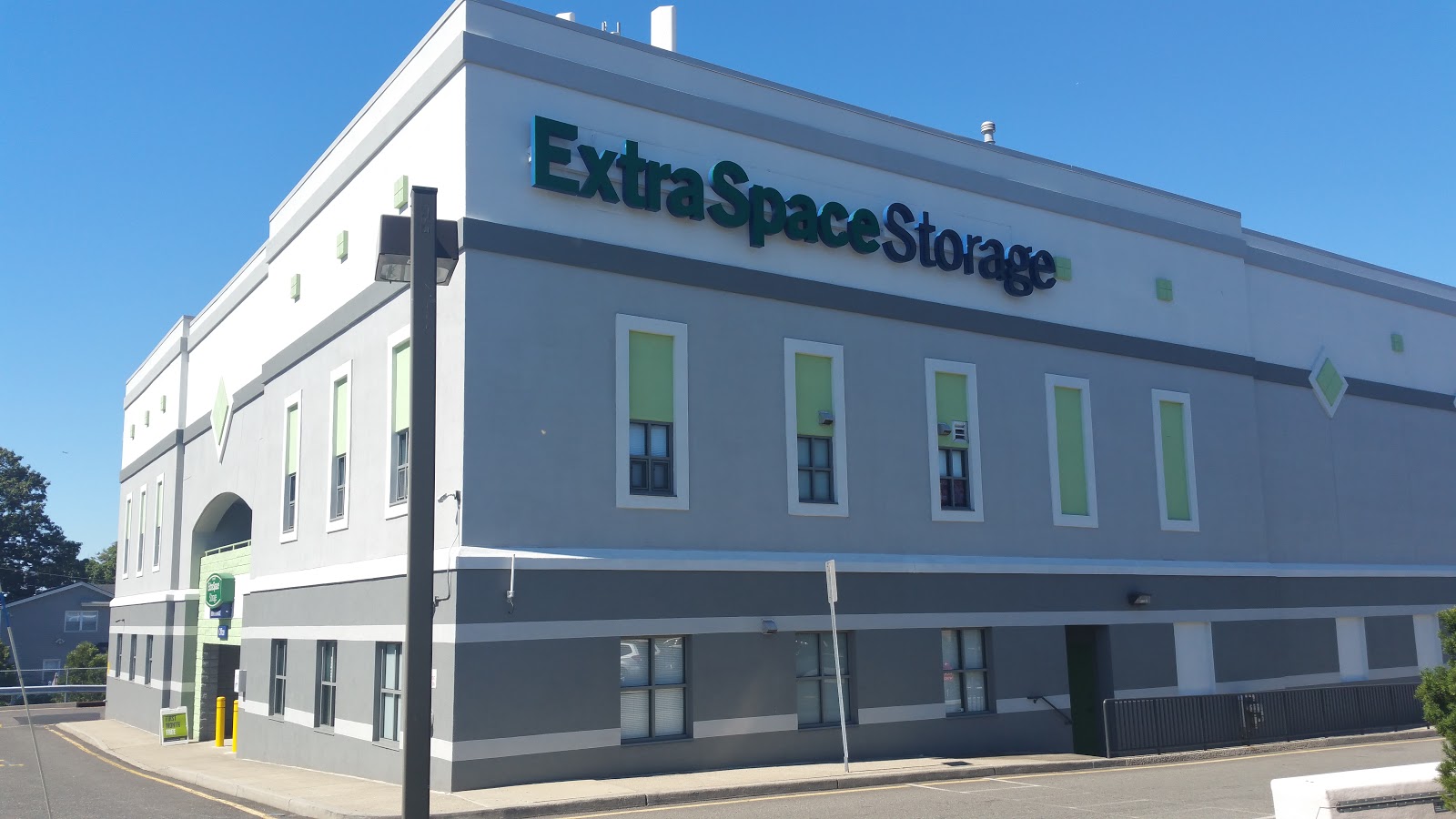 Photo of Extra Space Storage in Fort Lee City, New Jersey, United States - 9 Picture of Point of interest, Establishment, Storage