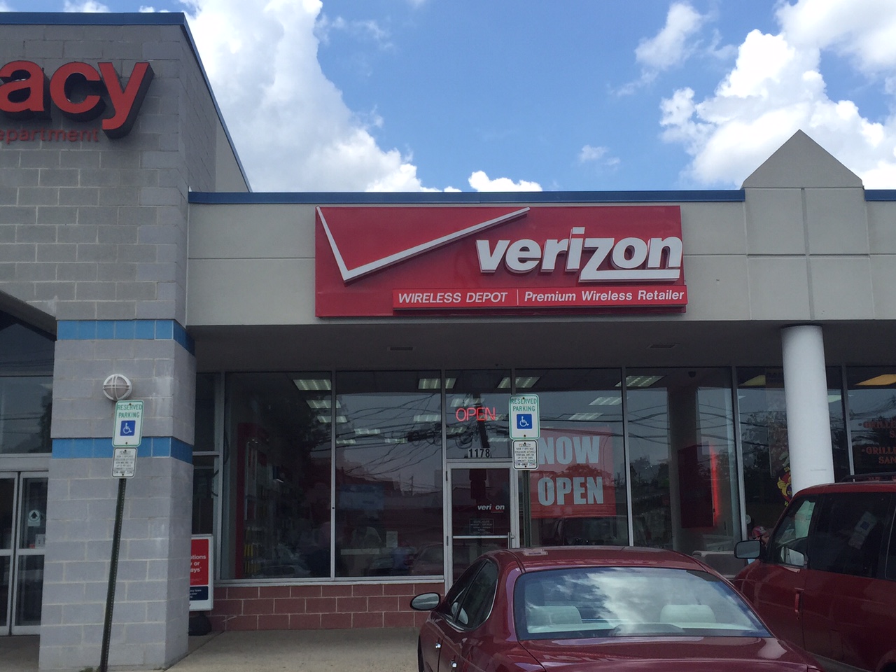 Photo of Verizon Wireless Premium Retailer/Wireless Depot in Union City, New Jersey, United States - 1 Picture of Point of interest, Establishment, Store, Electronics store