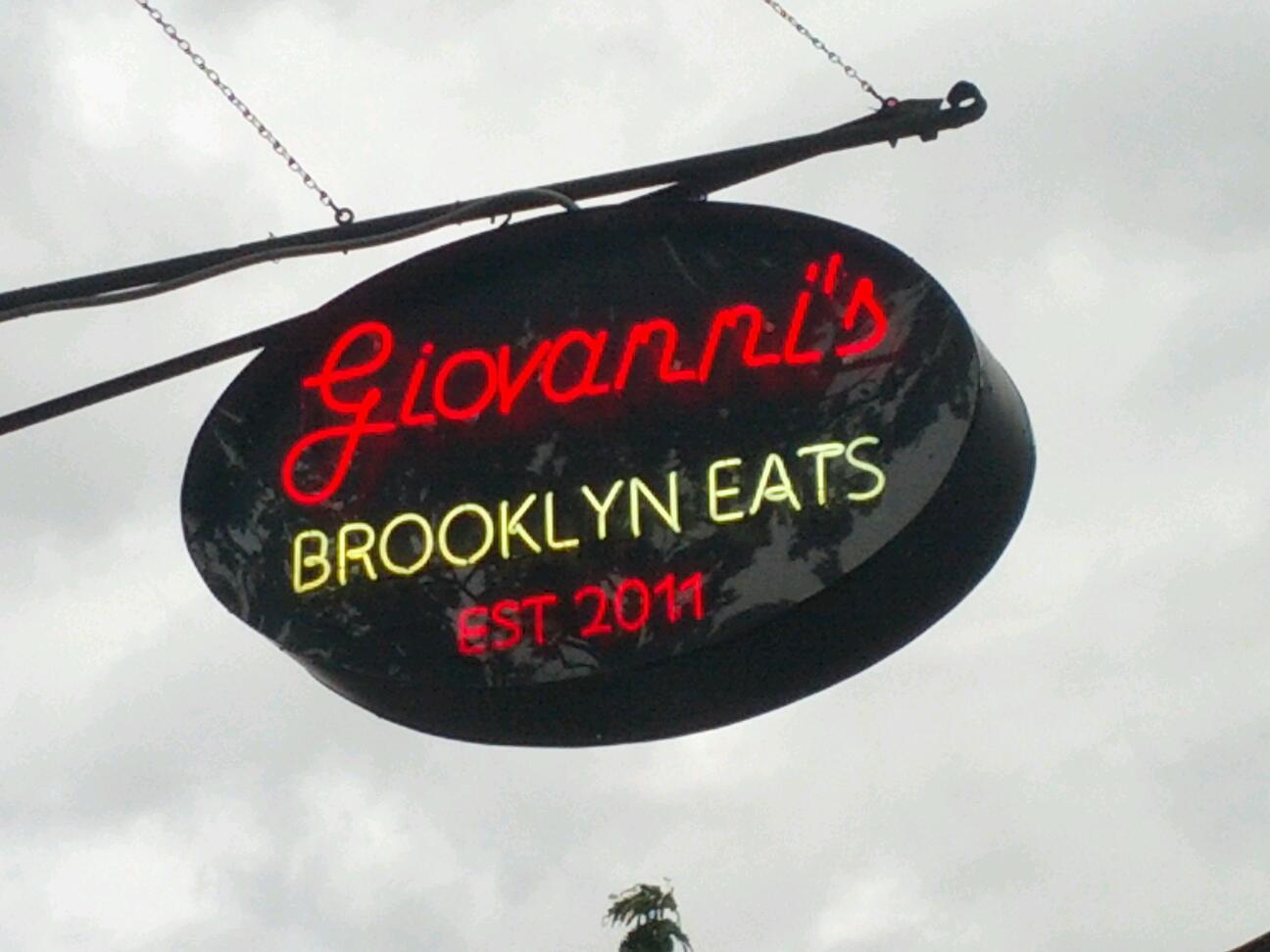 Photo of Giovanni's Brooklyn Eats in Brooklyn City, New York, United States - 6 Picture of Restaurant, Food, Point of interest, Establishment, Meal delivery, Bar