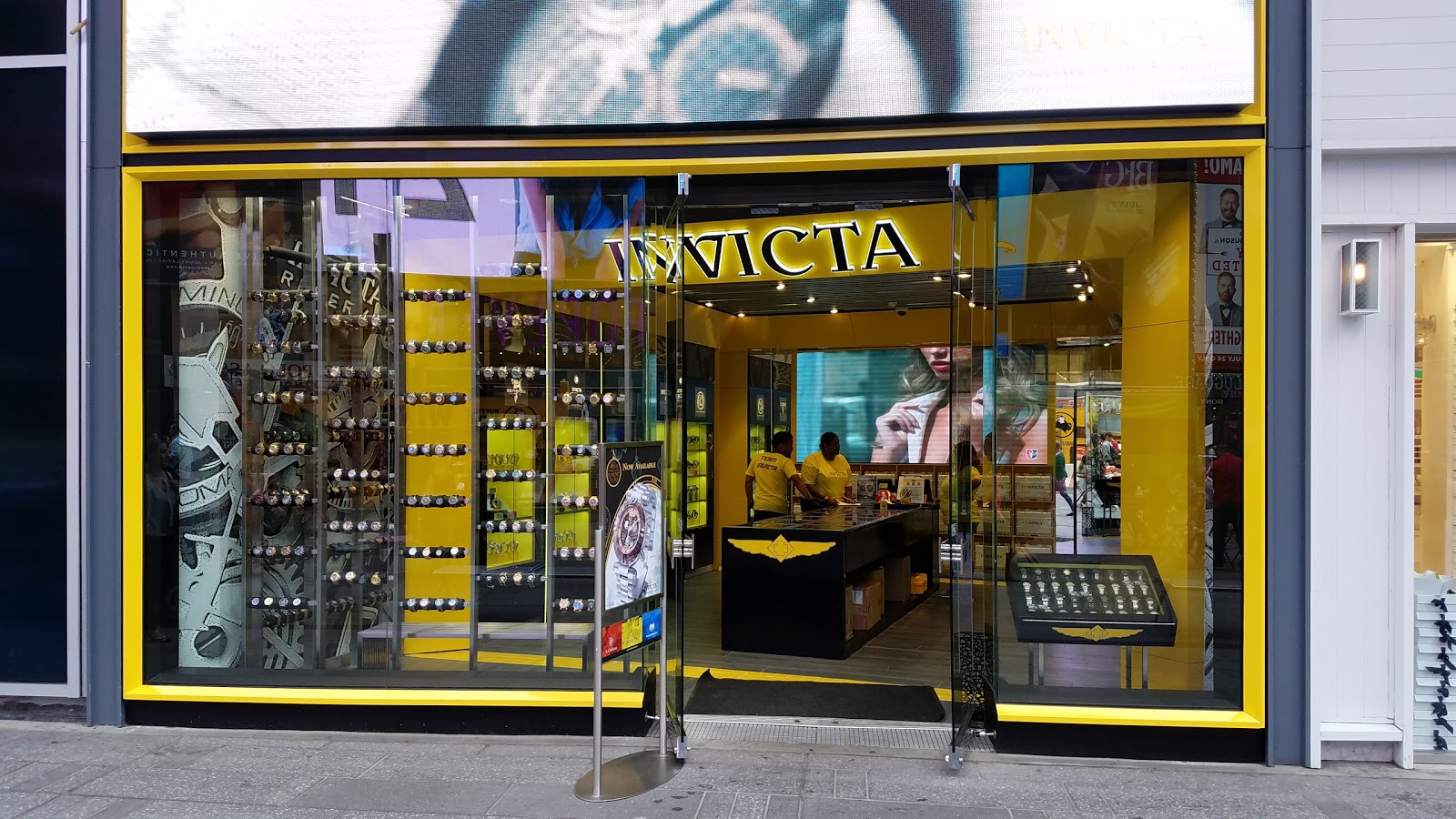 Photo of Invicta Store at Times Square in New York City, New York, United States - 1 Picture of Point of interest, Establishment, Store, Jewelry store