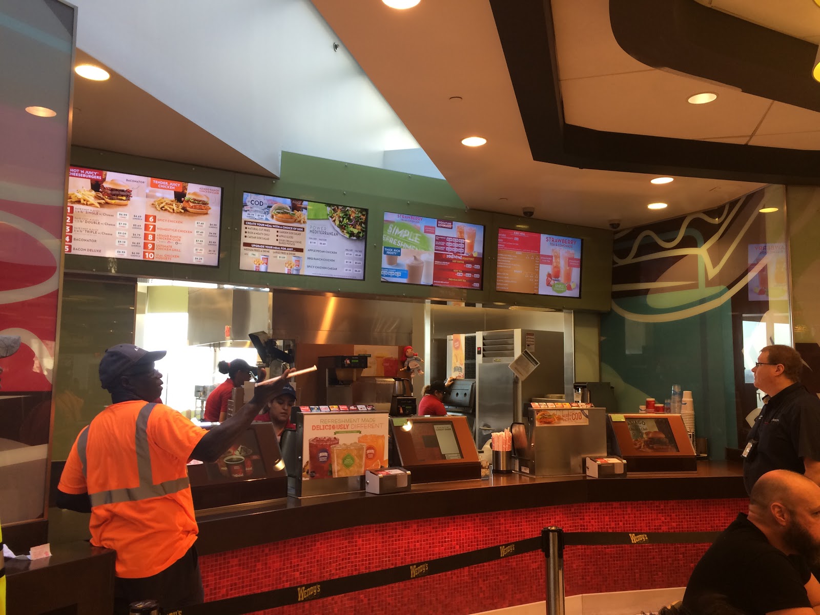 Photo of Wendy's in Newark City, New Jersey, United States - 2 Picture of Restaurant, Food, Point of interest, Establishment