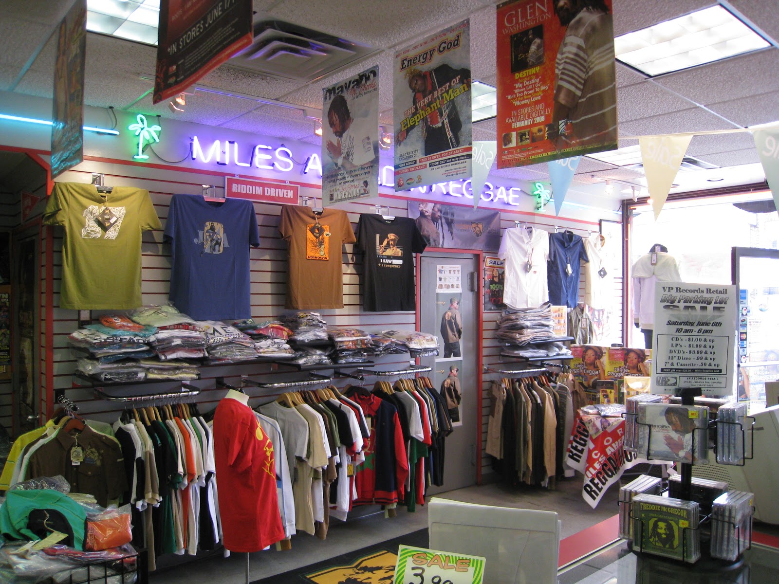 Photo of V P Records Retail Store NY in Queens City, New York, United States - 2 Picture of Point of interest, Establishment, Store, Clothing store