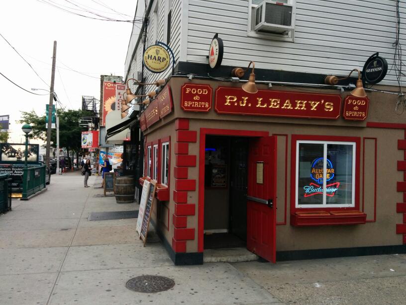 Photo of P J Leahy's in Long Island City, New York, United States - 2 Picture of Restaurant, Food, Point of interest, Establishment, Bar