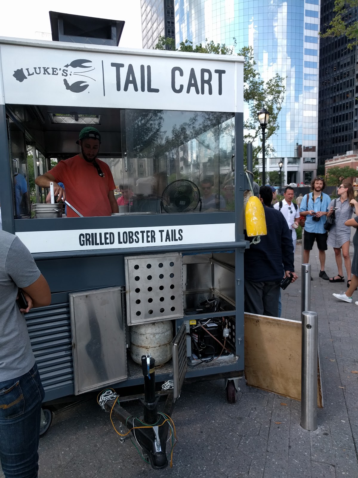 Photo of Lukes Tail Cart in New York City, New York, United States - 1 Picture of Restaurant, Food, Point of interest, Establishment
