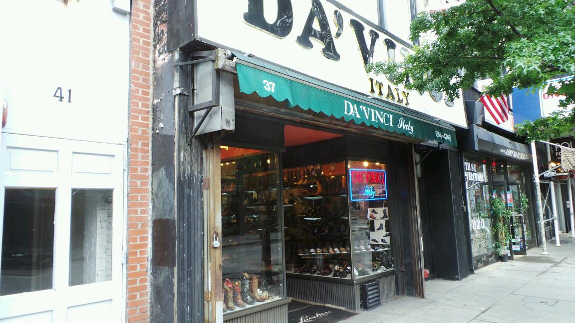 Photo of Davinci Shoes in New York City, New York, United States - 2 Picture of Point of interest, Establishment, Store, Shoe store